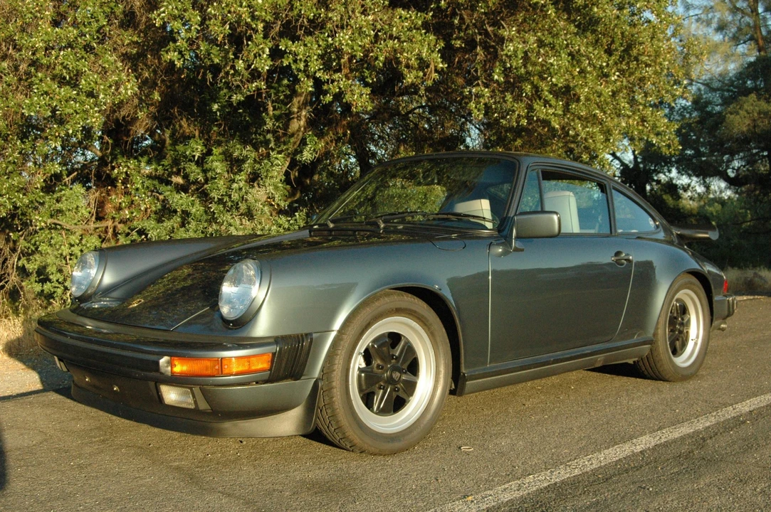 1987 Porsche 911 Carrera 3.2 - Image 5 of 31