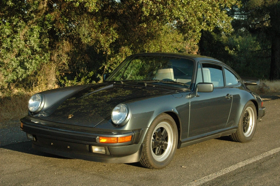 1987 Porsche 911 Carrera 3.2 - Image 3 of 31
