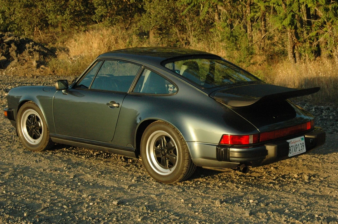 1987 Porsche 911 Carrera 3.2 - Image 9 of 31