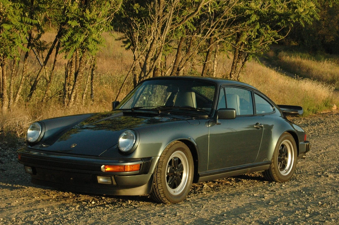 1987 Porsche 911 Carrera 3.2 - Image 4 of 31