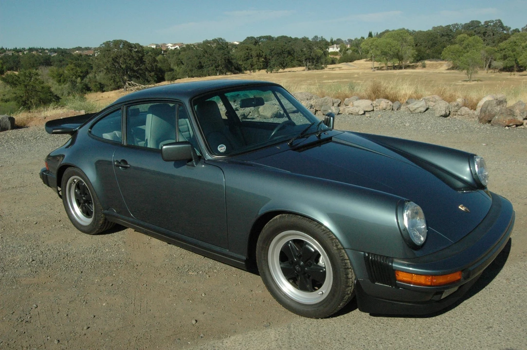 1987 Porsche 911 Carrera 3.2 - Image 27 of 31