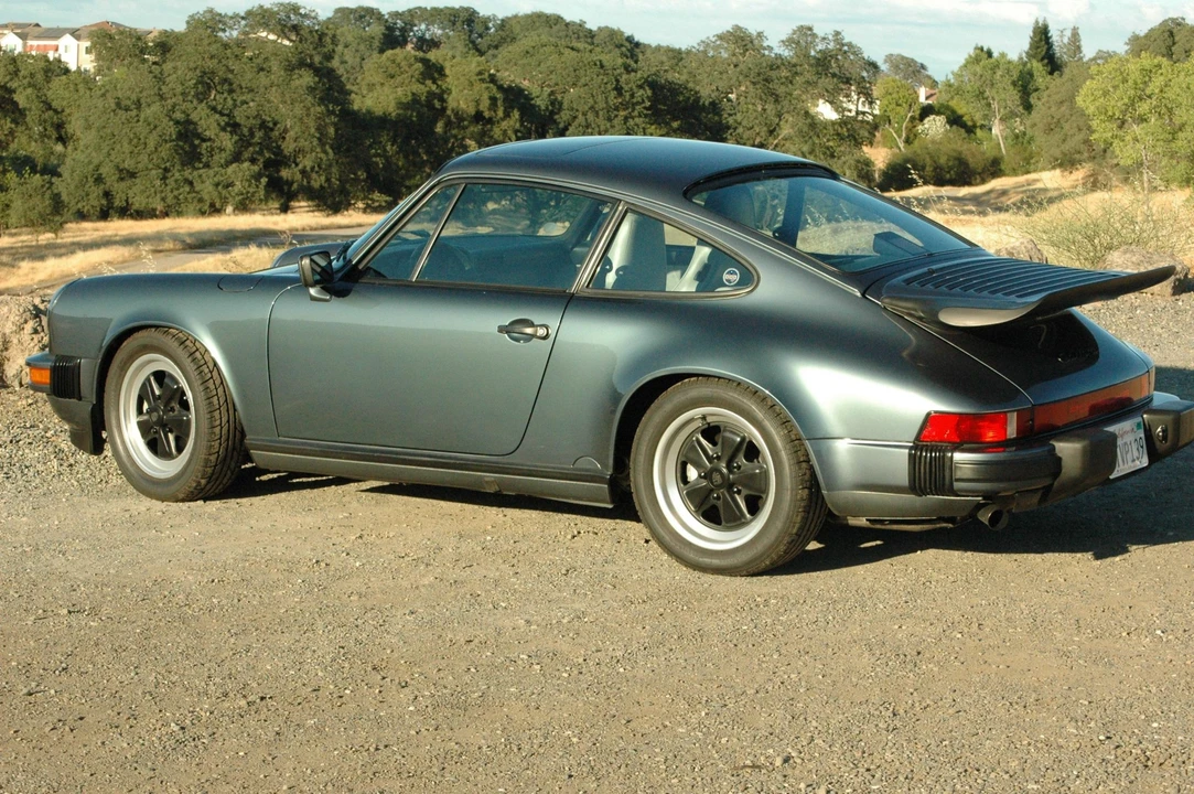 1987 Porsche 911 Carrera 3.2 - Image 8 of 31