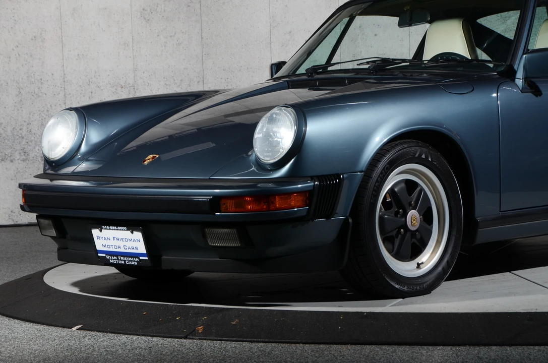 1987 Porsche 911 Carrera 3.2 - Image 21 of 31