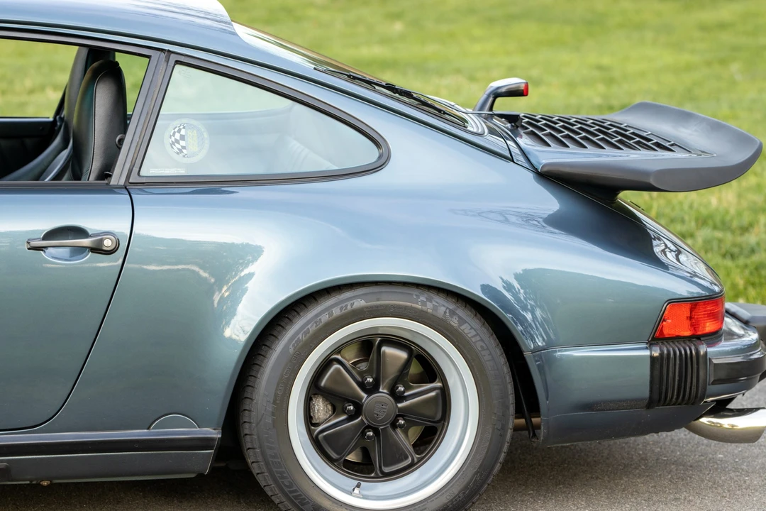 1987 Porsche 911 Carrera 3.2 - Image 28 of 31