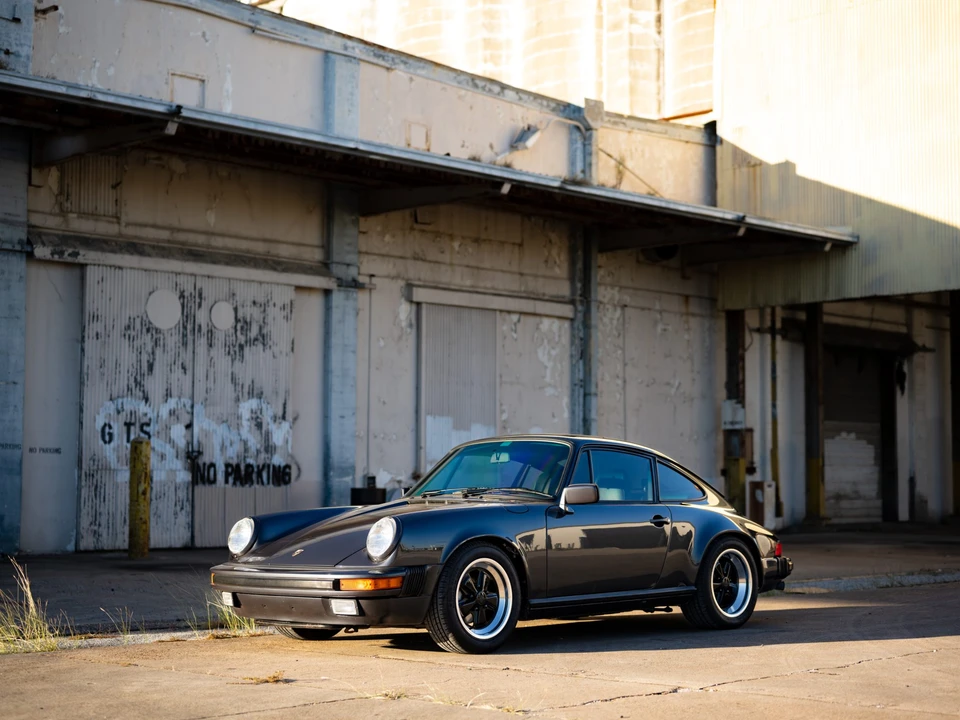 1987 Porsche 911 Carrera 3.2 - Image 14 of 31