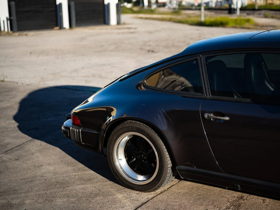 1987 Porsche 911 Carrera 3.2 - Image 25 of 31