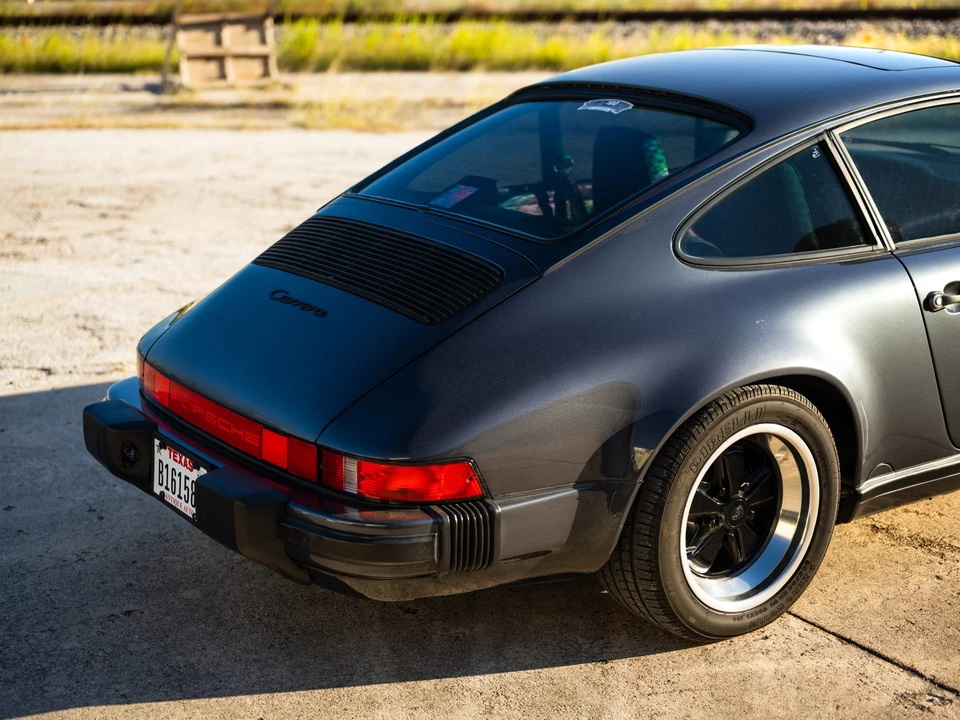 1987 Porsche 911 Carrera 3.2 - Image 21 of 31