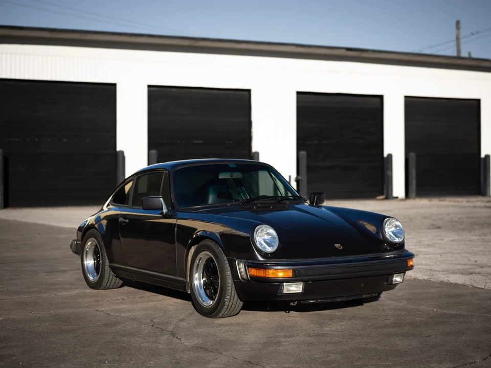 1987 Porsche 911 Carrera 3.2 - Image 10 of 31