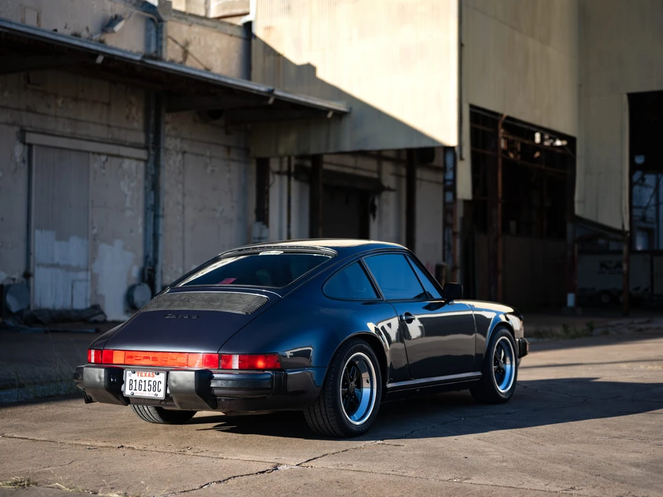 1987 Porsche 911 Carrera 3.2 - Image 6 of 31