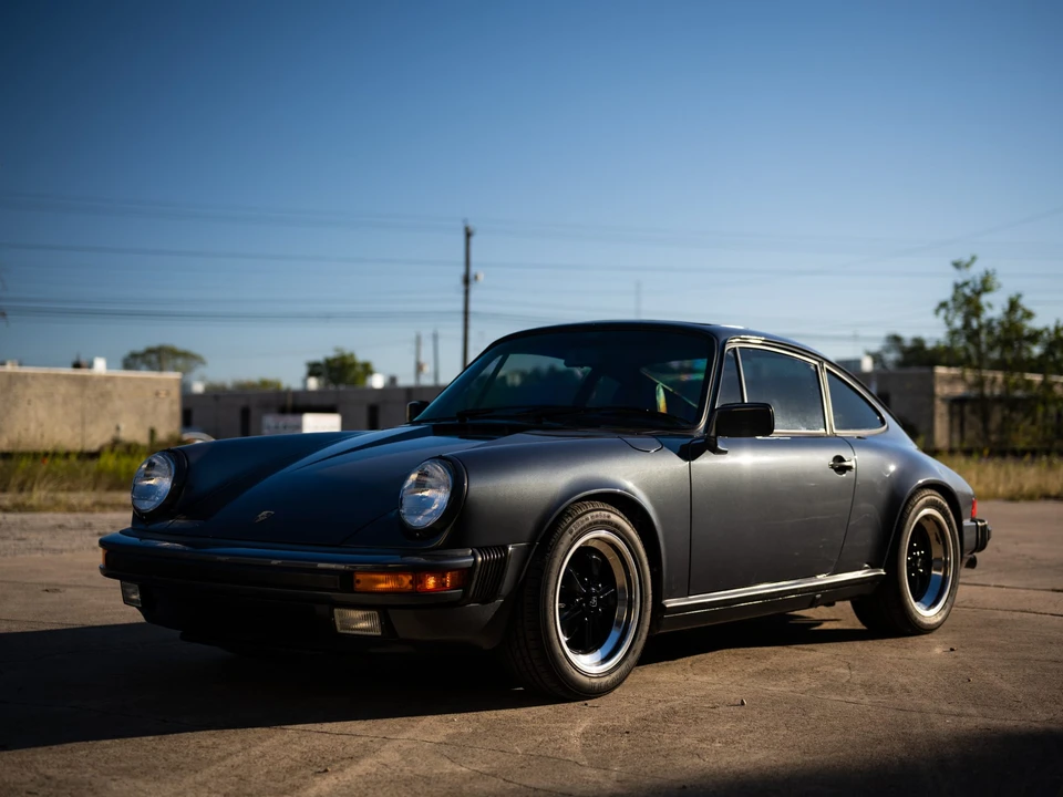 1987 Porsche 911 Carrera 3.2 - Image 2 of 31