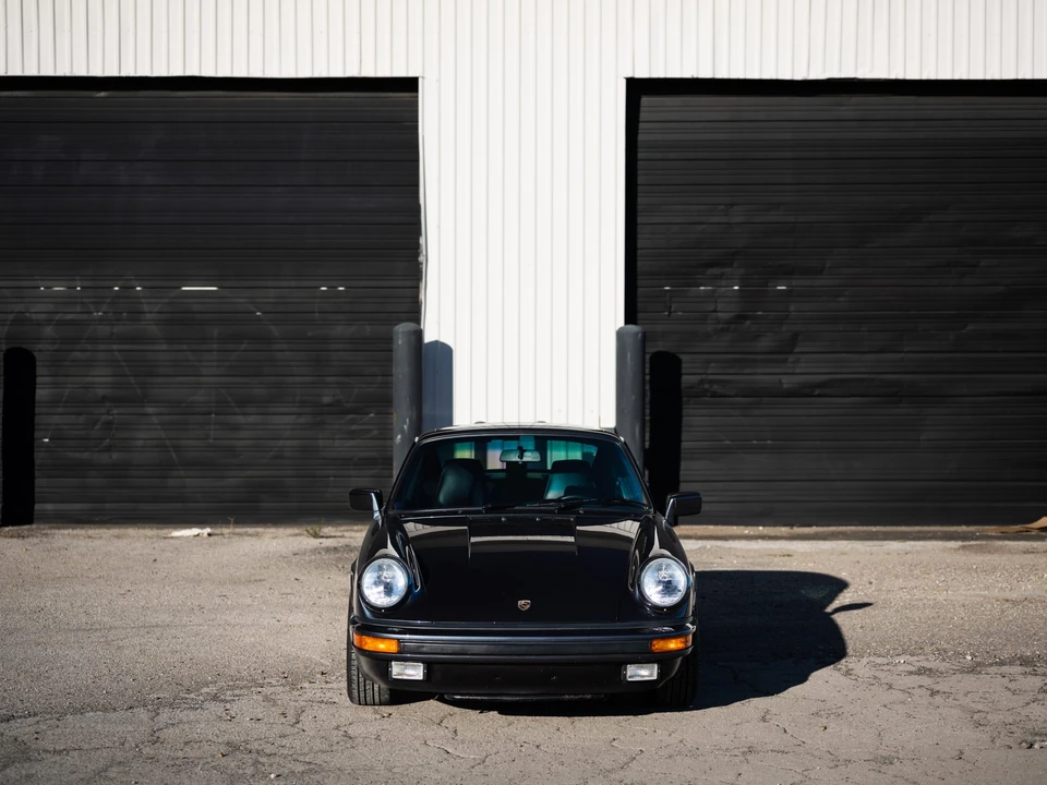 1987 Porsche 911 Carrera 3.2 - Image 11 of 31