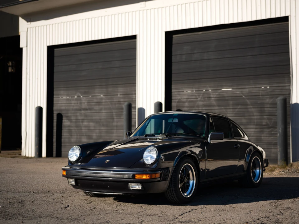 1987 Porsche 911 Carrera 3.2 - Image 13 of 31