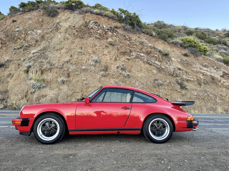 1987 Porsche 911 Carrera 3.2 - Image 24 of 31