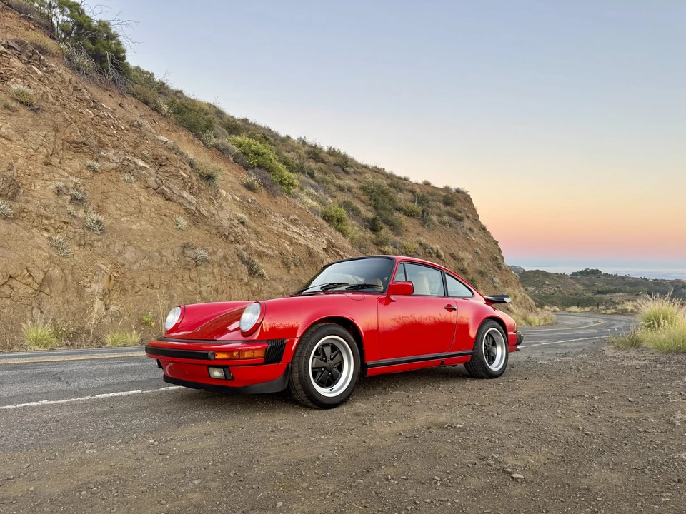 1987 Porsche 911 Carrera 3.2 - Image 9 of 31