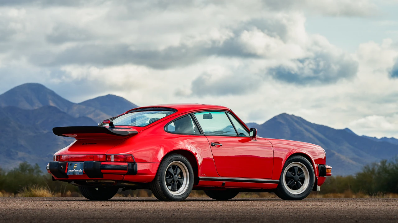 1987 Porsche 911 Carrera 3.2 - Image 16 of 31