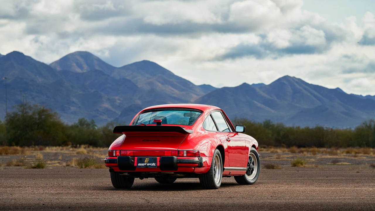 1987 Porsche 911 Carrera 3.2 - Image 13 of 31