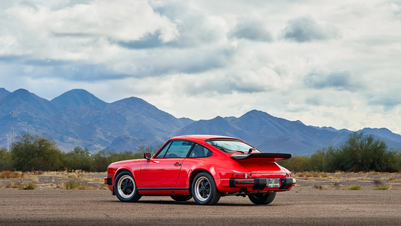 1987 Porsche 911 Carrera 3.2 - Image 7 of 31