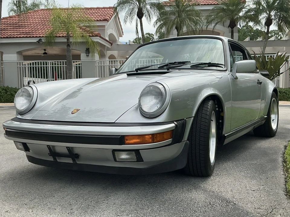 1987 Porsche 911 Carrera 3.2 - Image 5 of 31