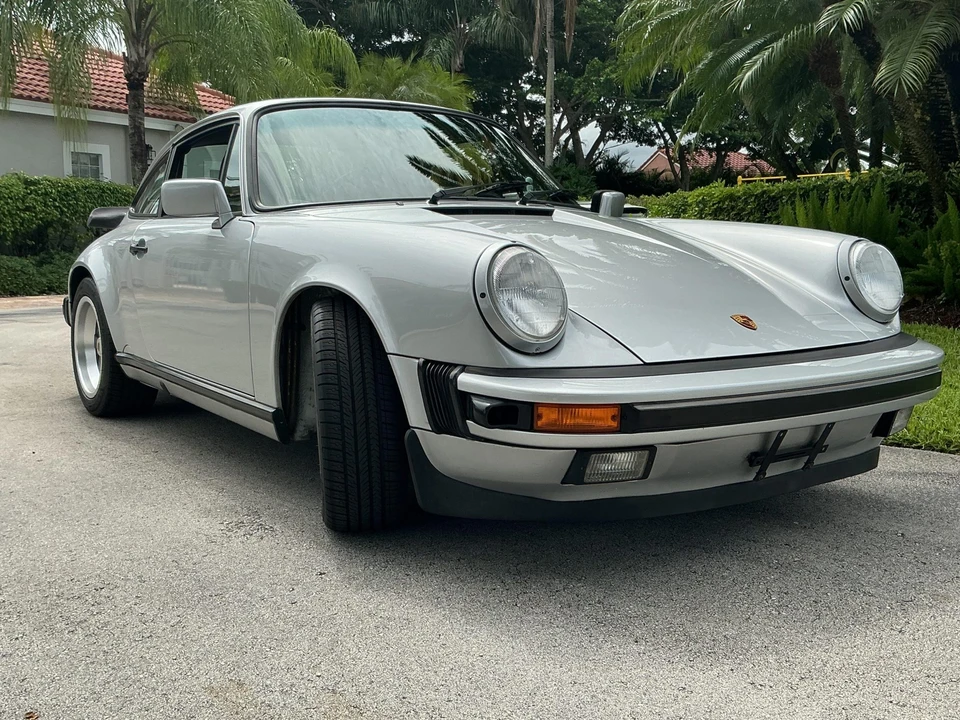 1987 Porsche 911 Carrera 3.2 - Image 10 of 31