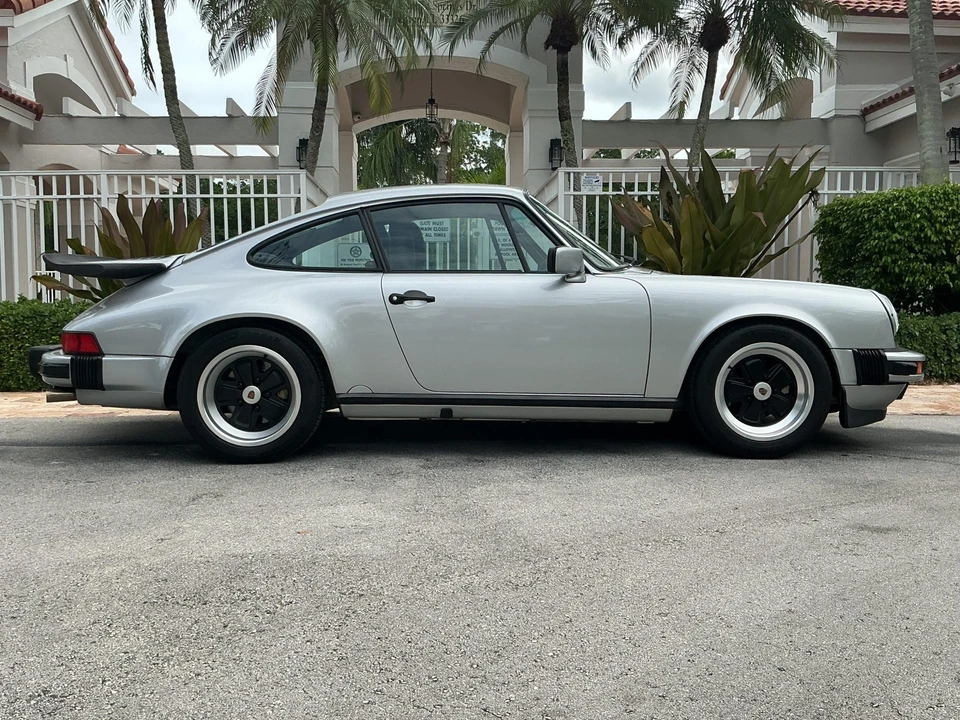 1987 Porsche 911 Carrera 3.2 - Image 16 of 31