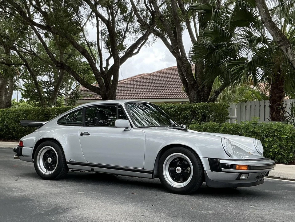 1987 Porsche 911 Carrera 3.2 - Image 13 of 31