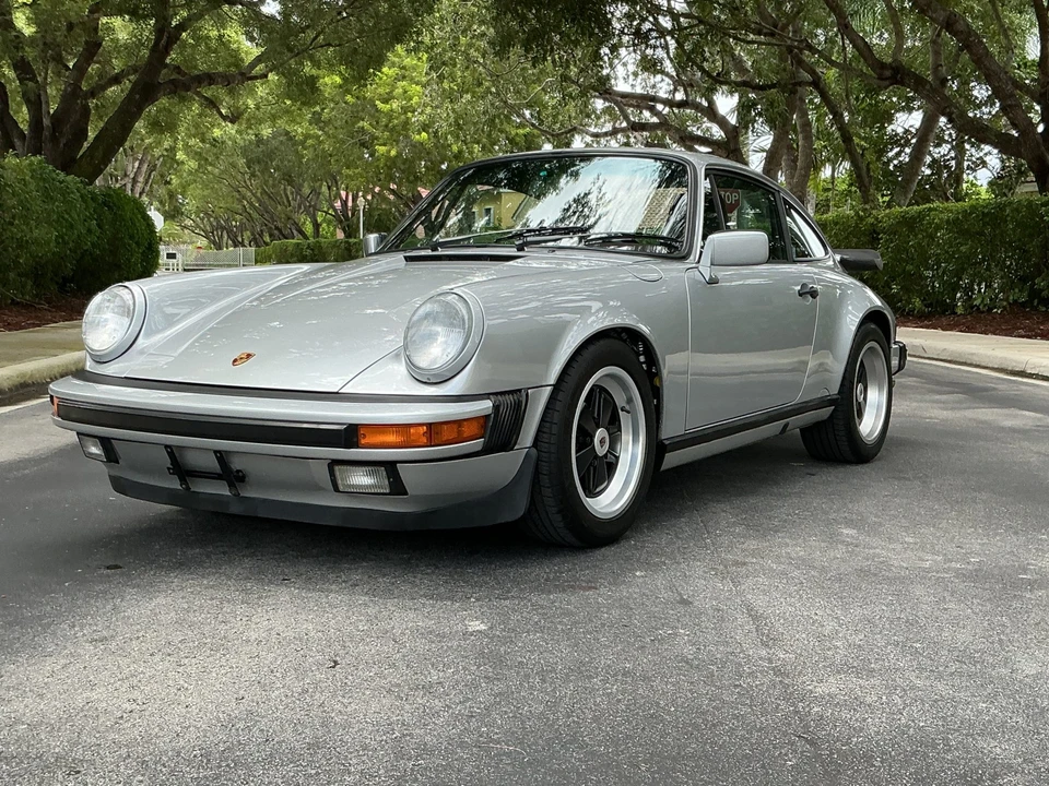 1987 Porsche 911 Carrera 3.2 - Image 3 of 31