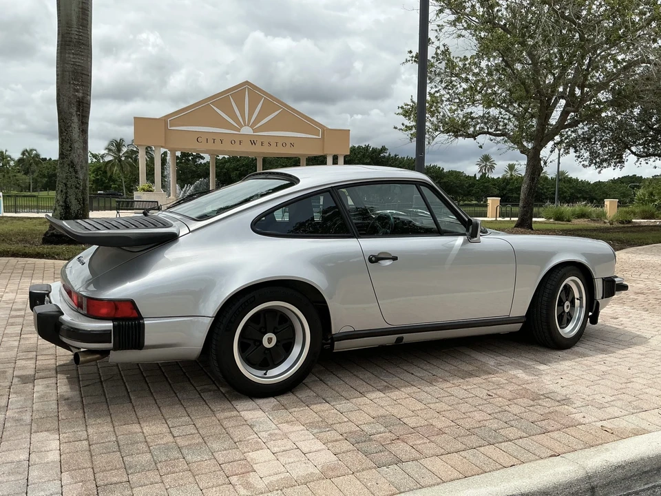1987 Porsche 911 Carrera 3.2 - Image 20 of 31