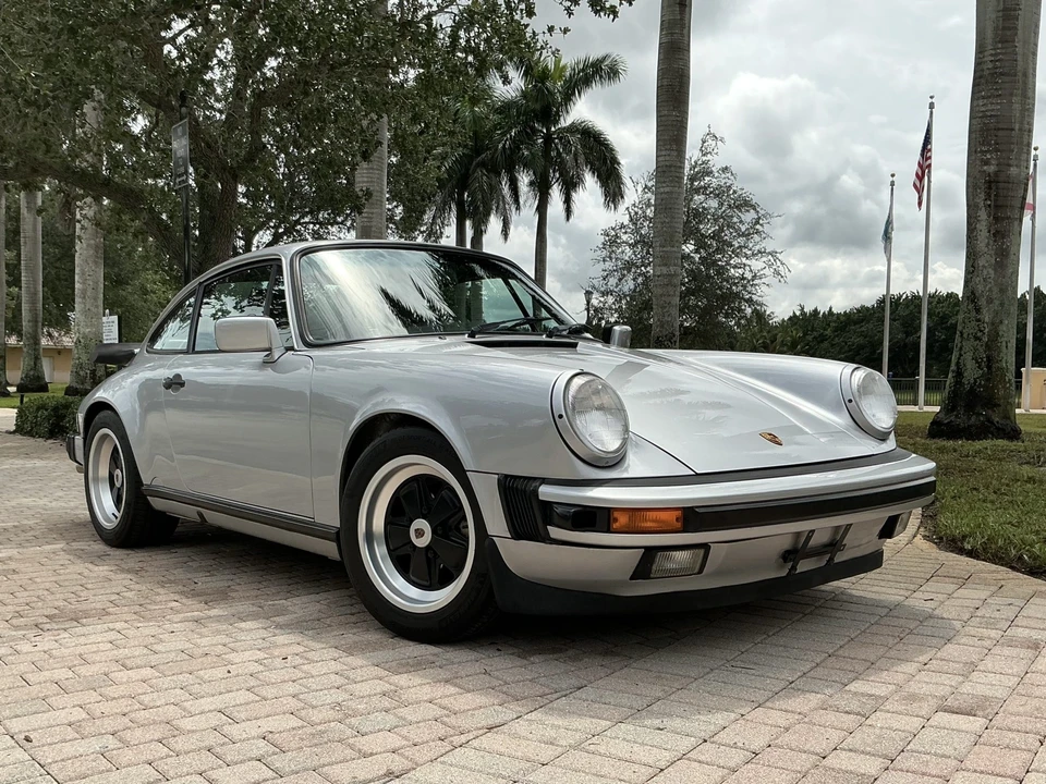 1987 Porsche 911 Carrera 3.2 - Image 11 of 31