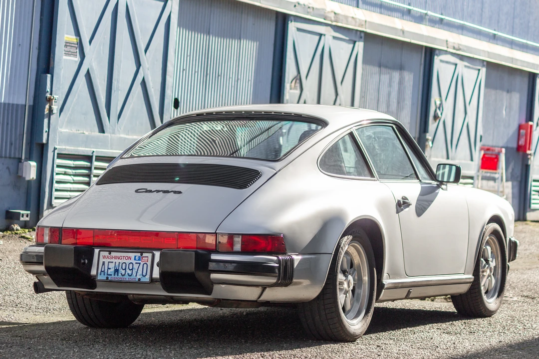 1987 Porsche 911 Carrera 3.2 - Image 11 of 31
