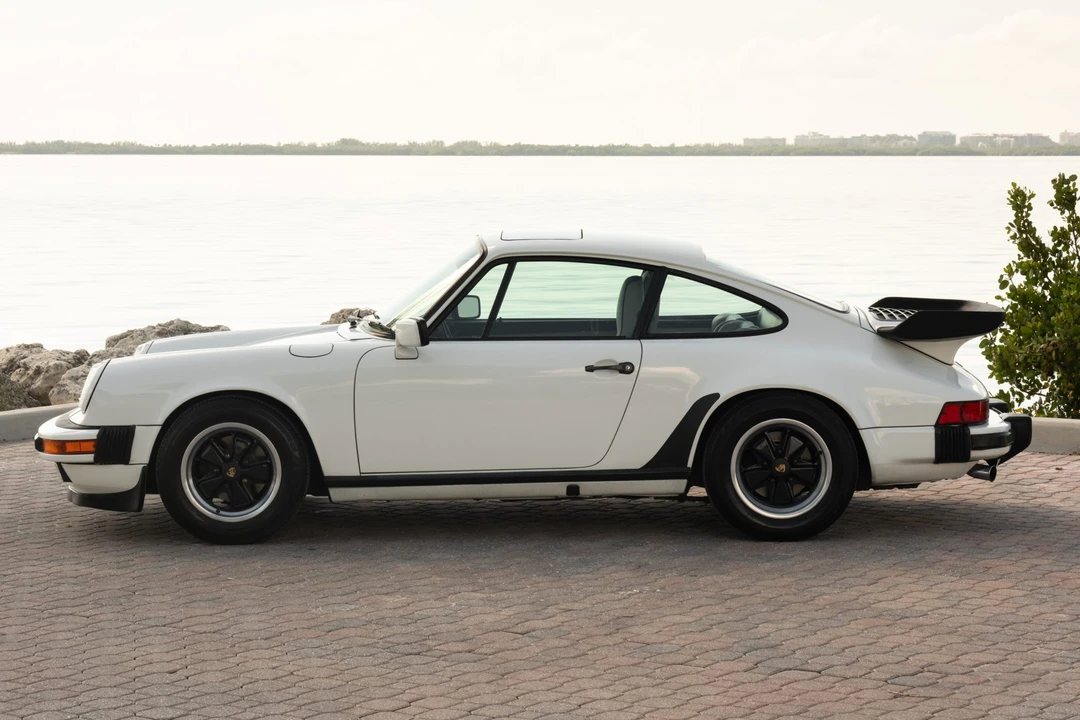 1987 Porsche 911 Carrera 3.2 - Image 4 of 31