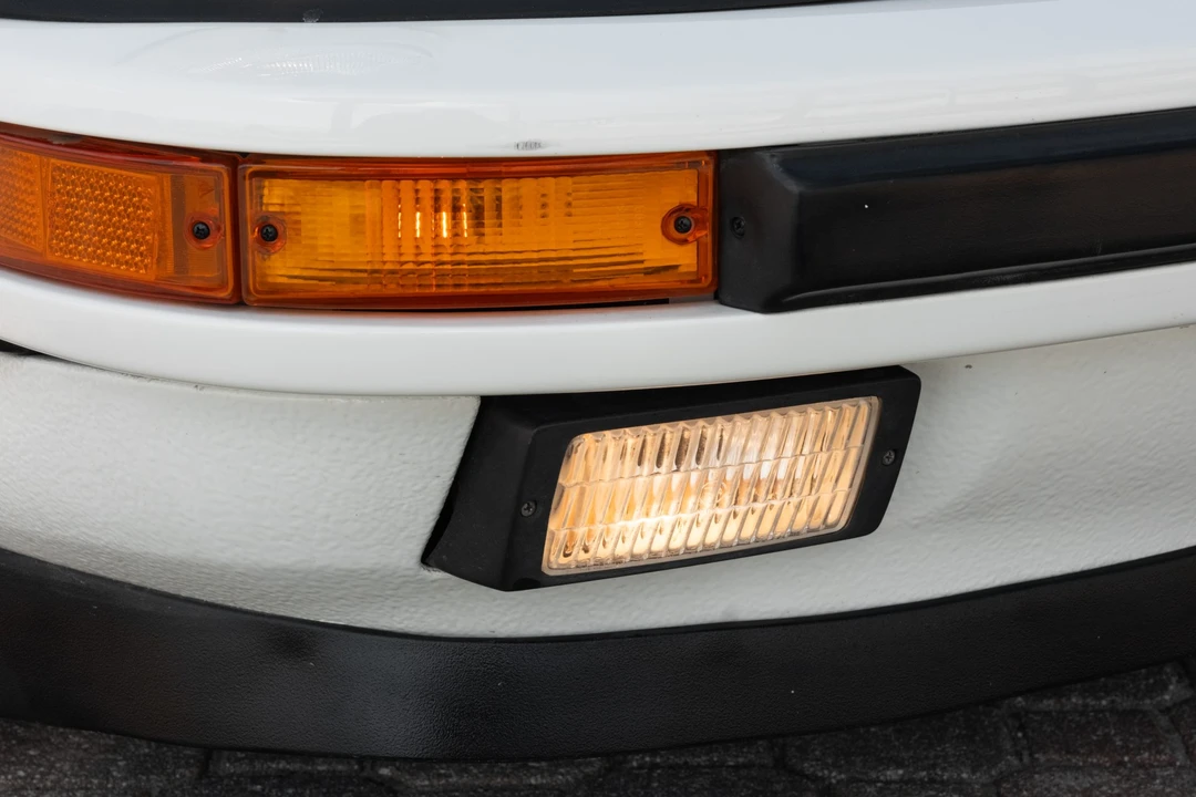 1987 Porsche 911 Carrera 3.2 - Image 13 of 31