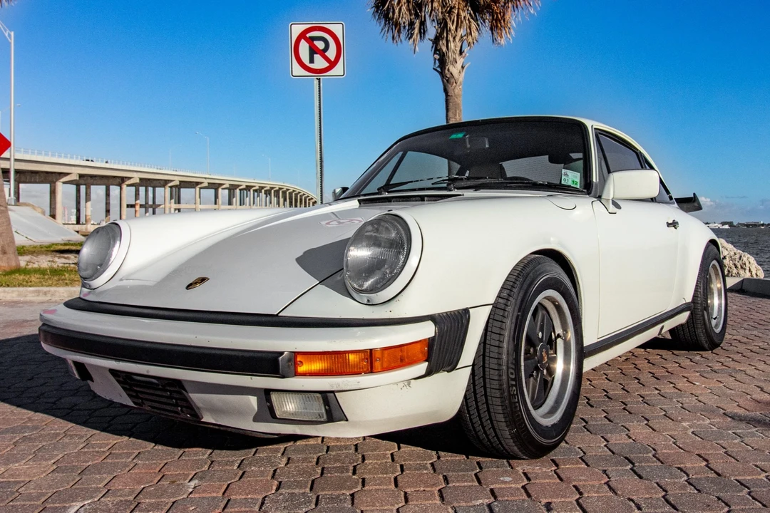 1987 Porsche 911 Carrera 3.2 - Image 1 of 31