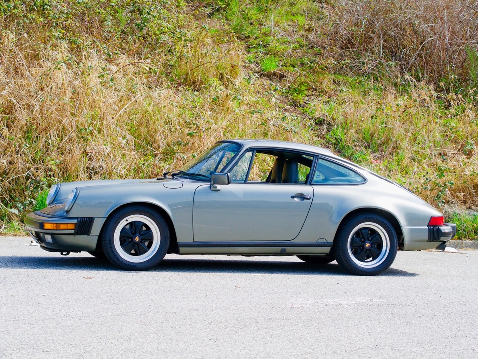 1987 Porsche 911 Carrera 3.2 - Image 10 of 31