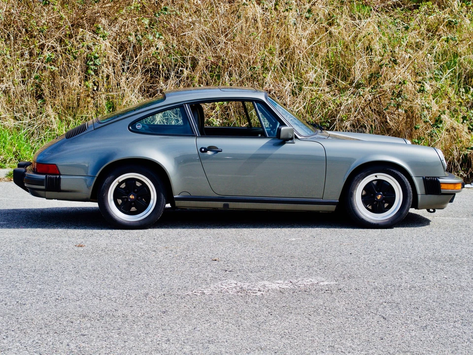 1987 Porsche 911 Carrera 3.2 - Image 5 of 31