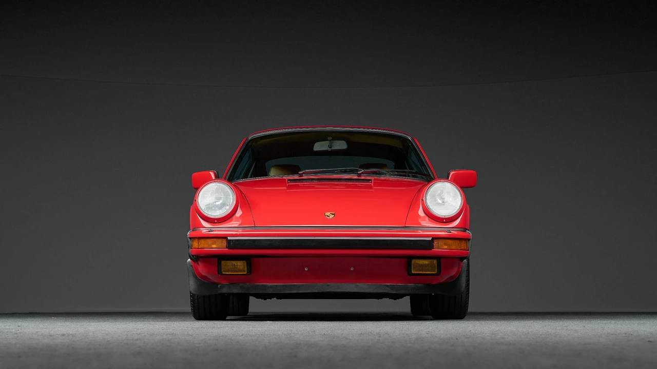1987 Porsche 911 Carrera 3.2 - Image 4 of 31