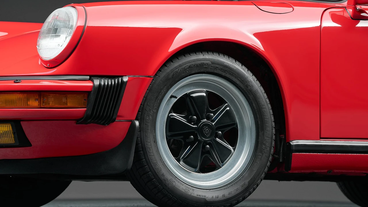 1987 Porsche 911 Carrera 3.2 - Image 20 of 31