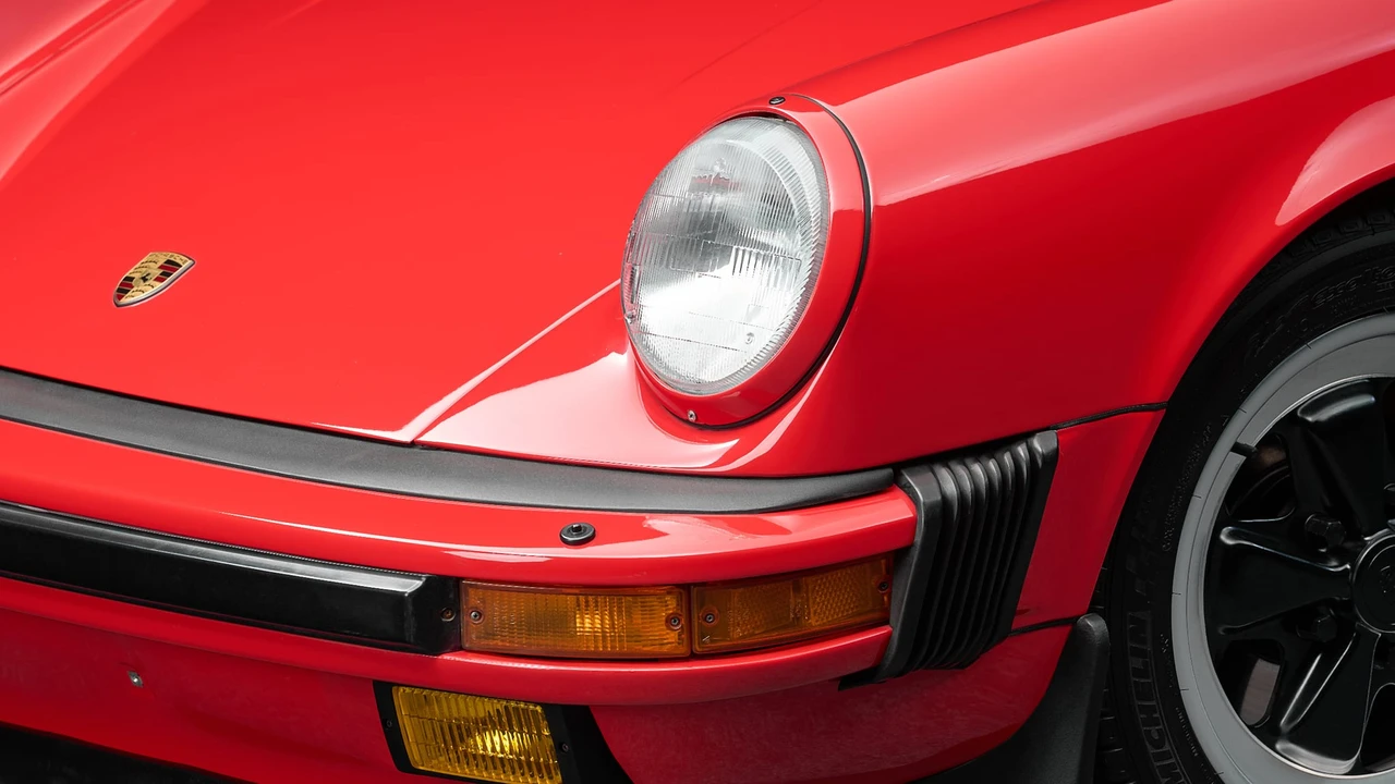 1987 Porsche 911 Carrera 3.2 - Image 28 of 31