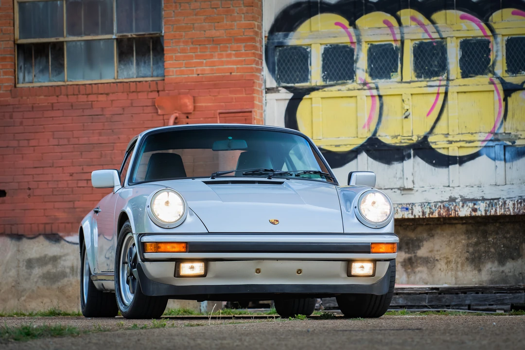 1987 Porsche 911 Carrera 3.2 - Image 8 of 31