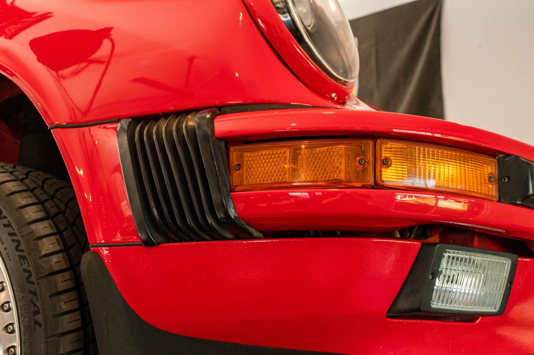1987 Porsche 911 Carrera 3.2 - Image 24 of 31