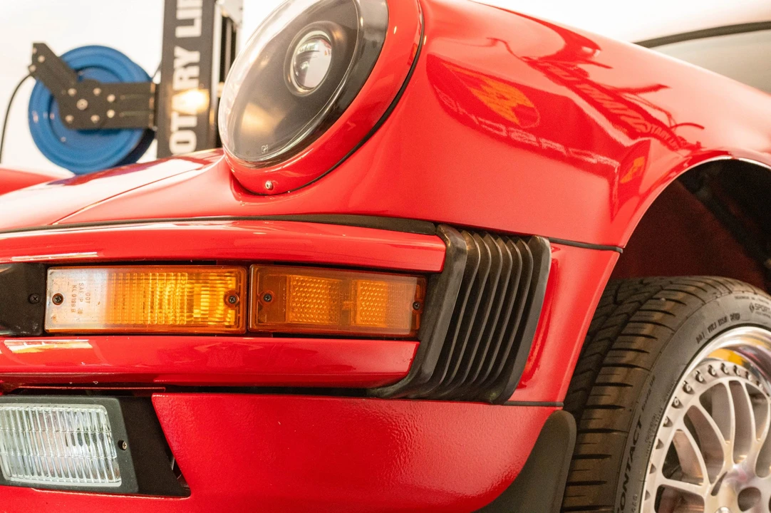 1987 Porsche 911 Carrera 3.2 - Image 29 of 31
