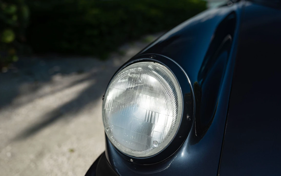 1987 Porsche 911 Carrera 3.2 - Image 24 of 31