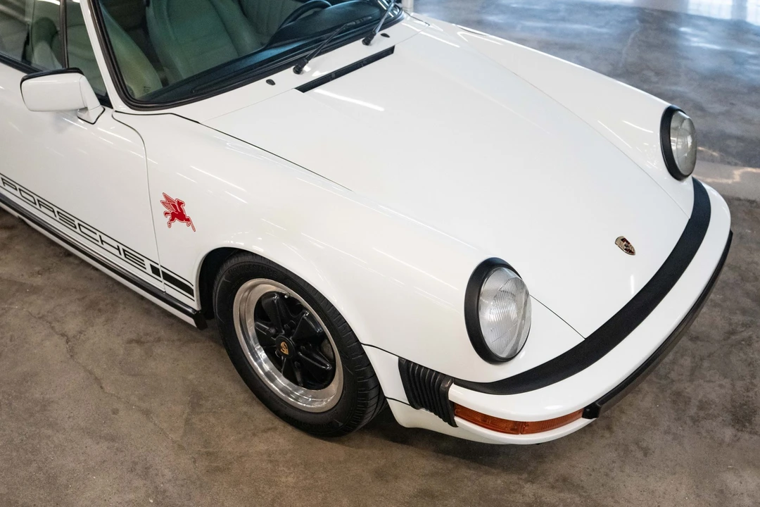 1987 Porsche 911 Carrera 3.2 - Image 17 of 31