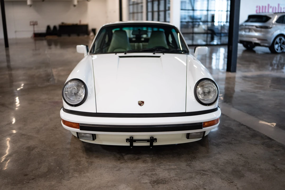 1987 Porsche 911 Carrera 3.2 - Image 2 of 31