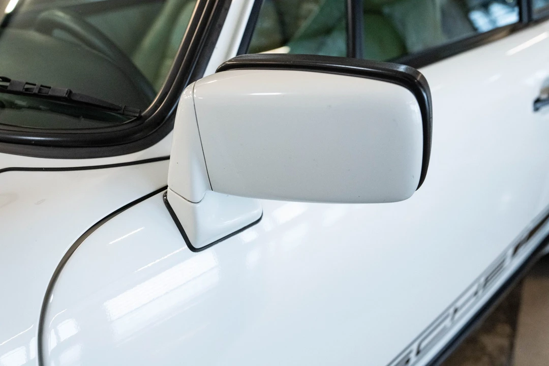 1987 Porsche 911 Carrera 3.2 - Image 28 of 31