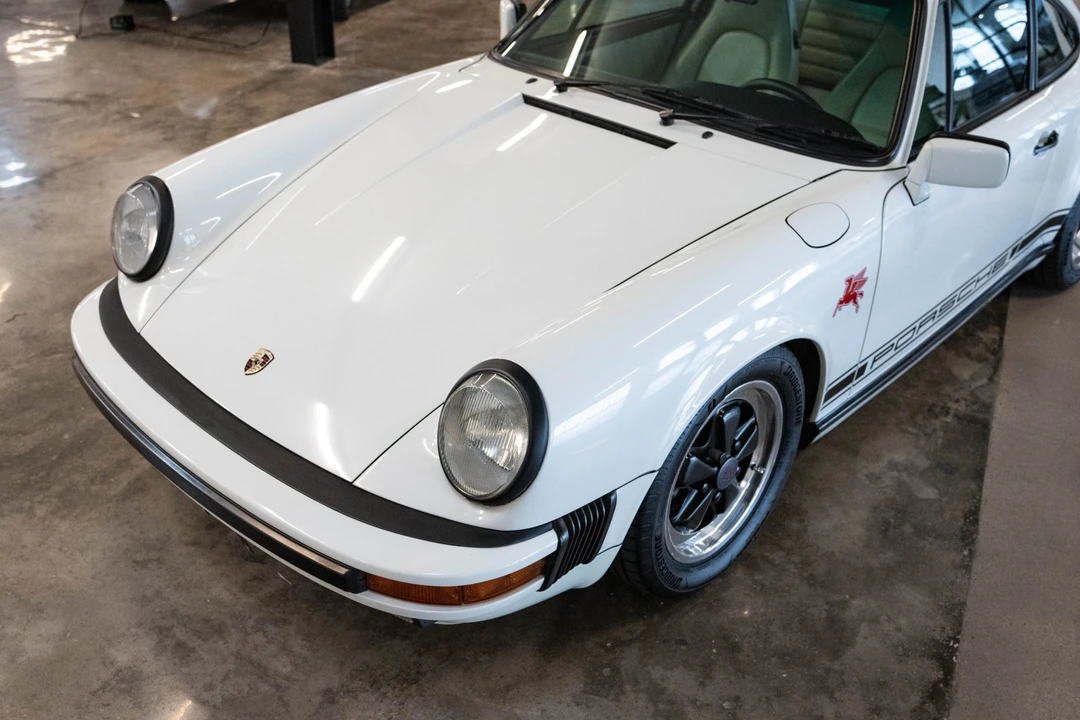 1987 Porsche 911 Carrera 3.2 - Image 15 of 31