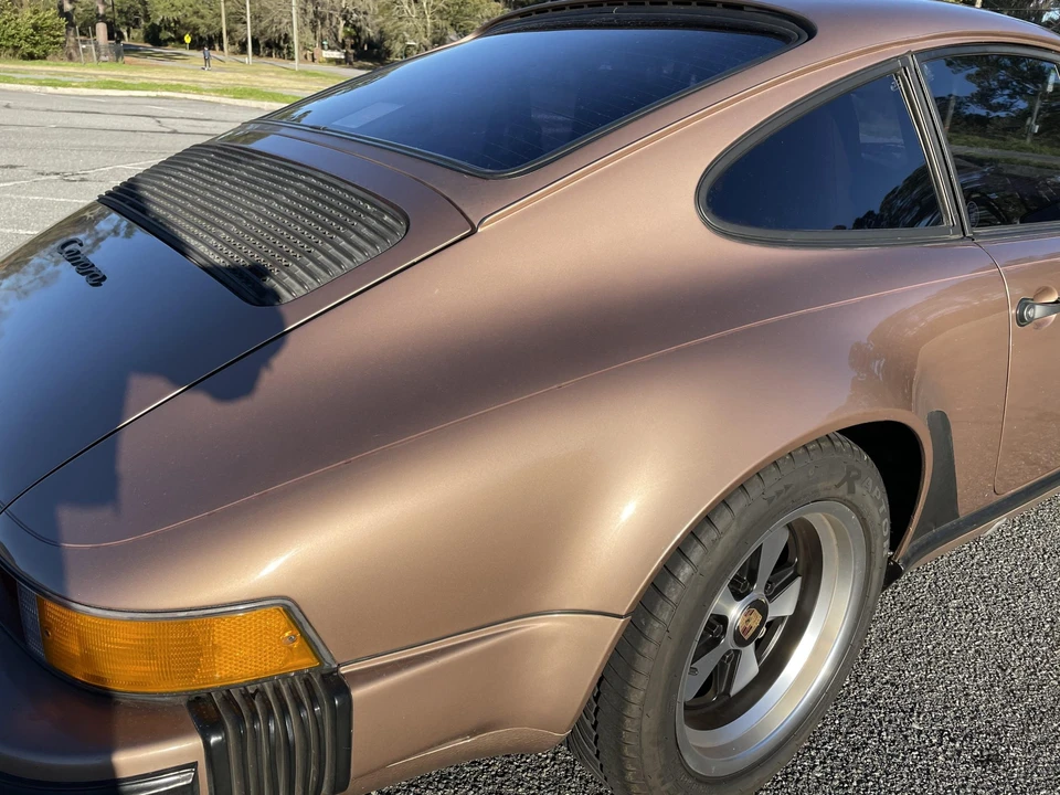 1987 Porsche 911 Carrera 3.2 - Image 15 of 31