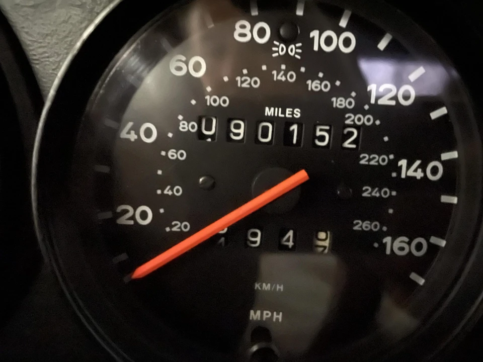 1987 Porsche 911 Carrera 3.2 - Image 29 of 31