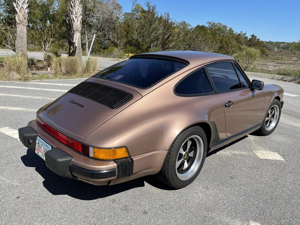 1987 Porsche 911 Carrera 3.2 - Image 9 of 31