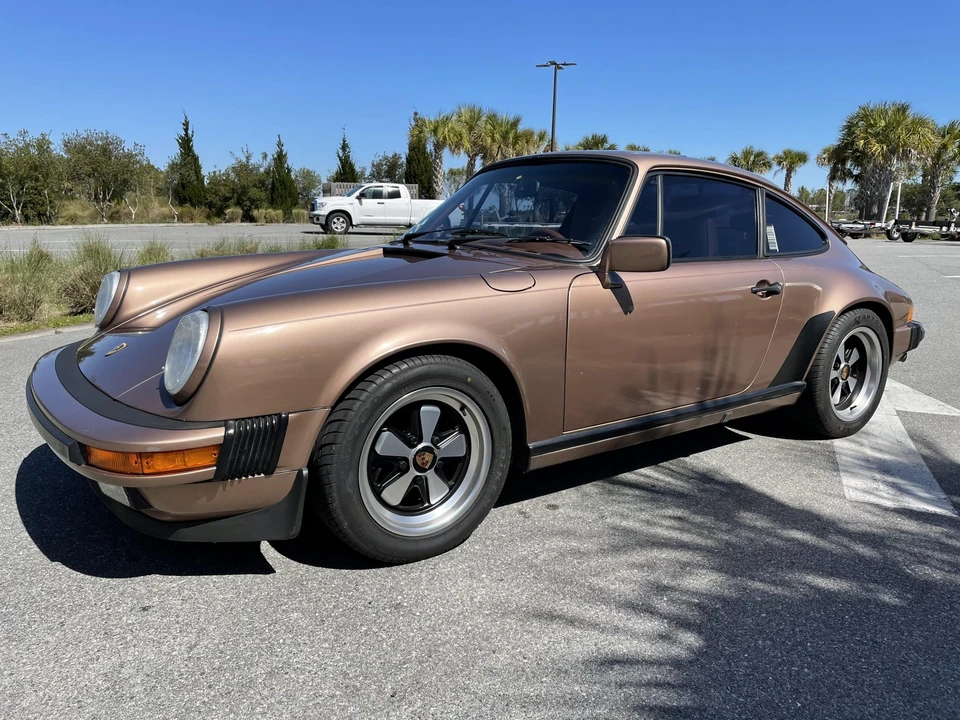 1987 Porsche 911 Carrera 3.2 - Image 6 of 31