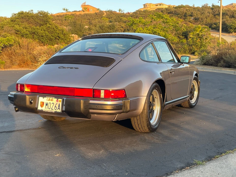 1987 Porsche 911 Carrera 3.2 - Image 6 of 31